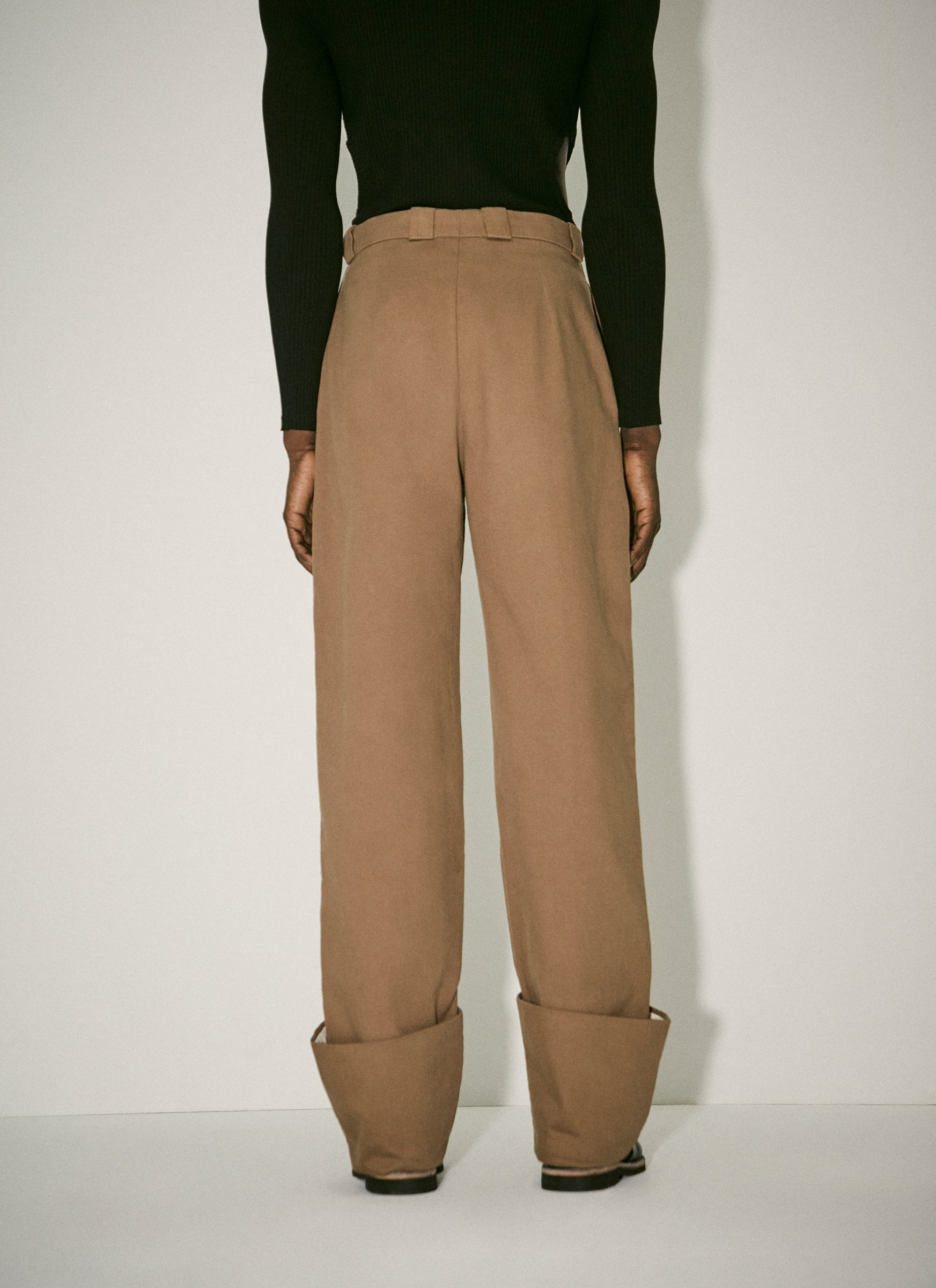 Carlota Barrera e-commerce imagery, art direction by ANCC. Image 1 of 13.