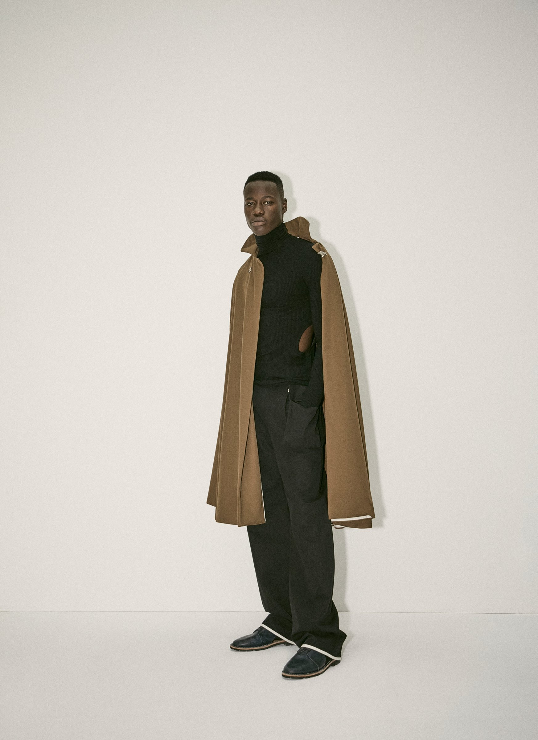 Carlota Barrera e-commerce imagery, art direction by ANCC. Image 7 of 13.