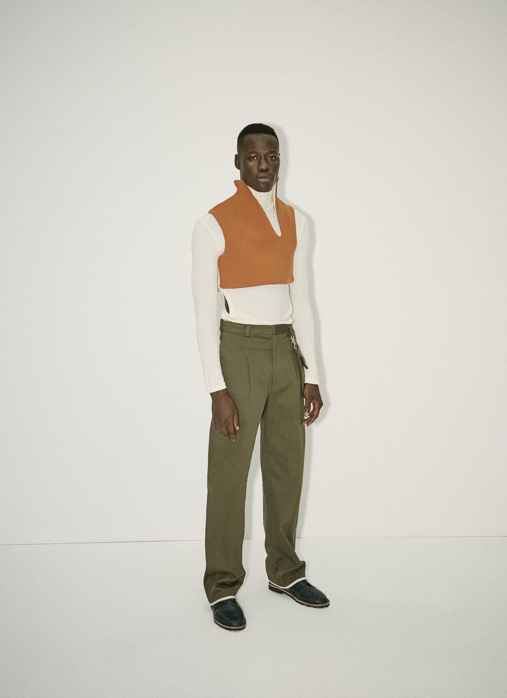 Carlota Barrera e-commerce imagery, art direction by ANCC. Image 12 of 13.
