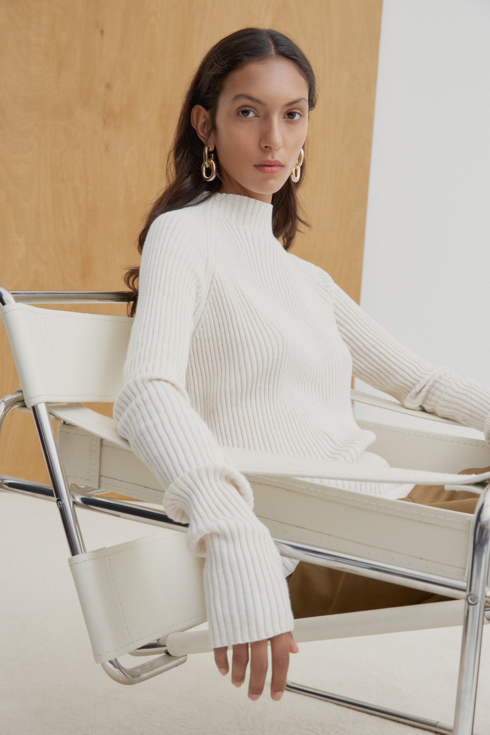 Kowtow e-commerce imagery, art direction by ANCC. Image 12 of 14.