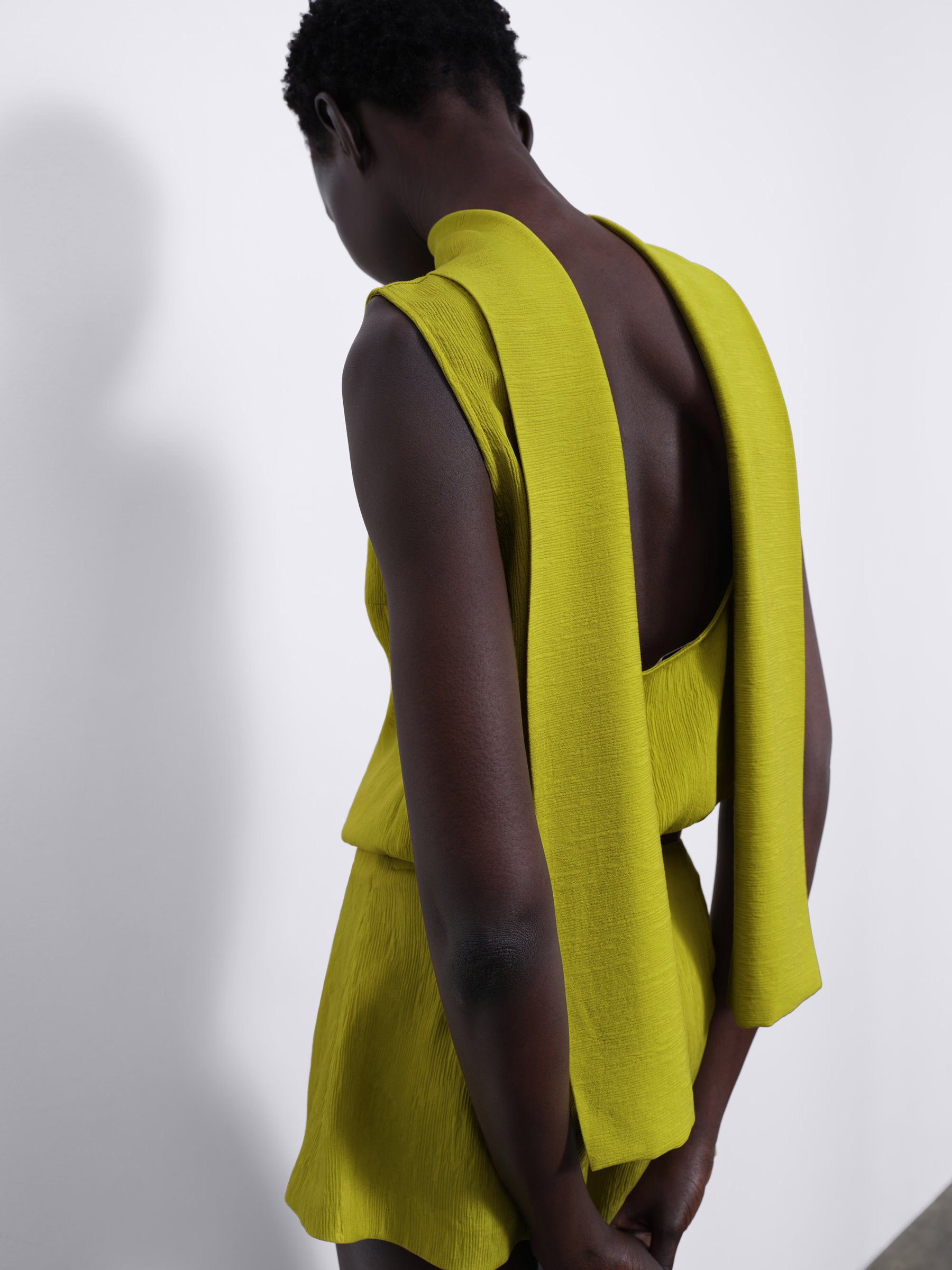 Sélone Studio e-commerce imagery, art direction by ANCC. Image 17 of 18.