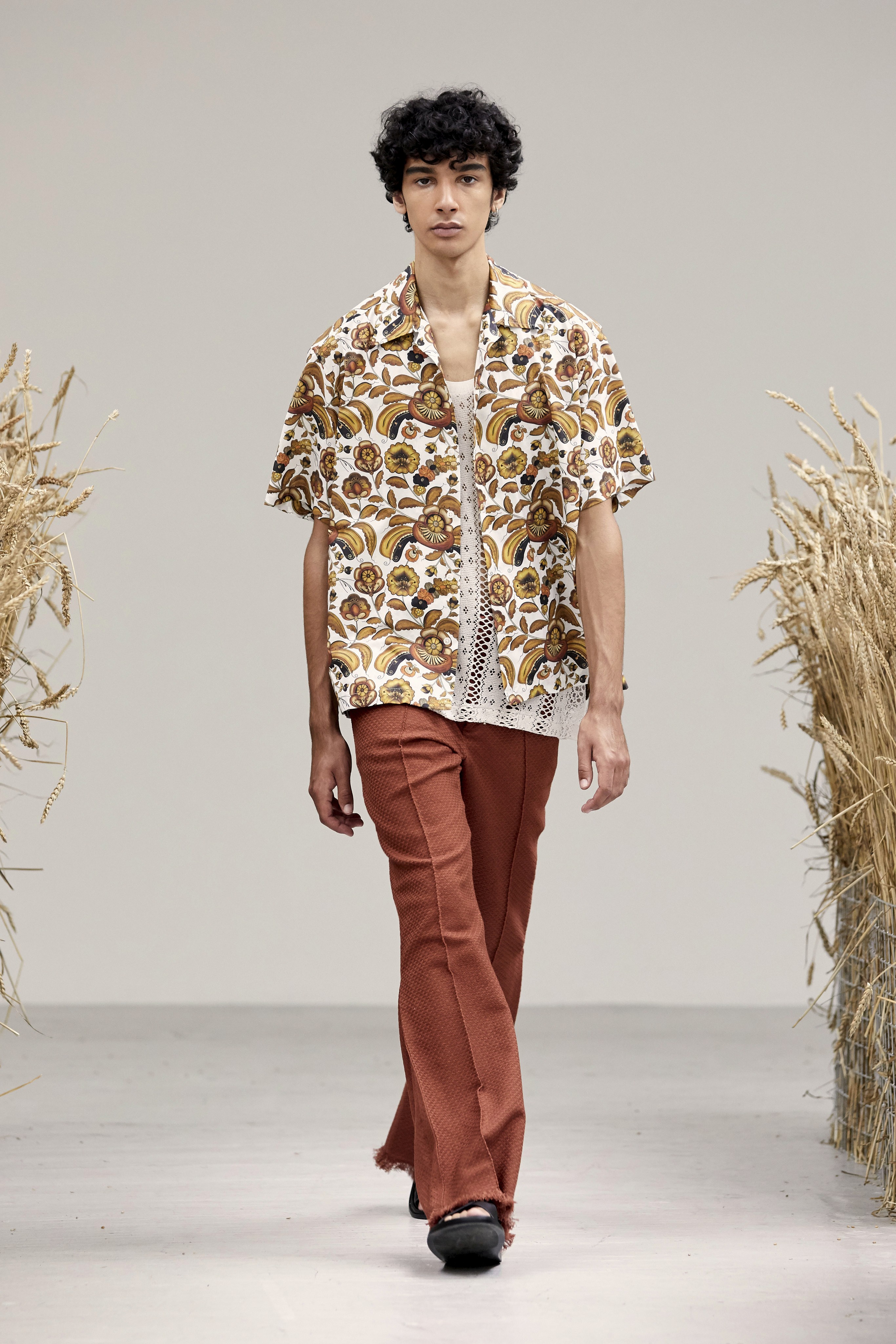 CMMN SWDN SS21 runway show, art direction and show content by ANCC. Image 5 of 11.