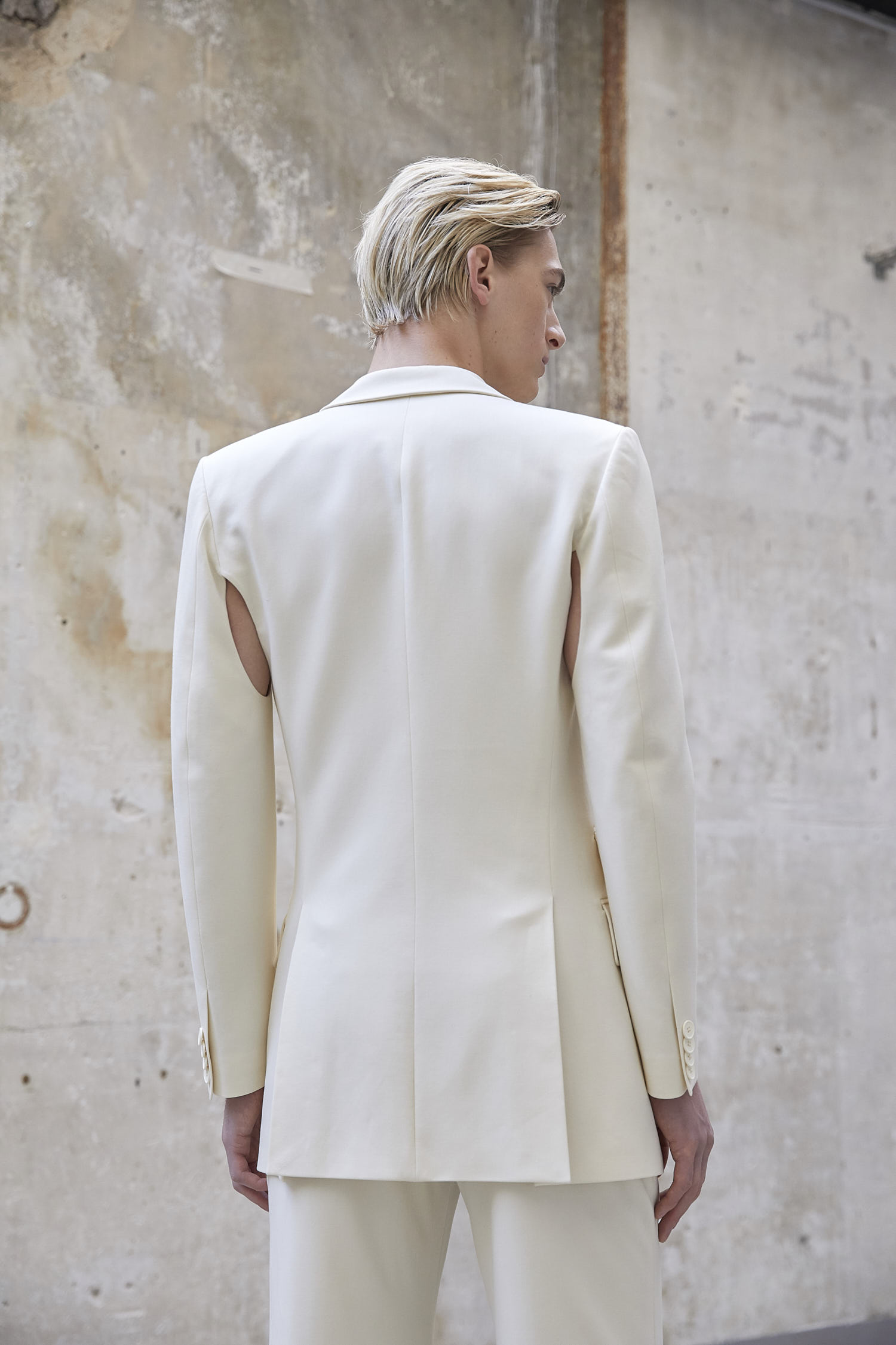 Carlota Barrera FW20 show, art direction and show content by ANCC. Image 5 of 6.