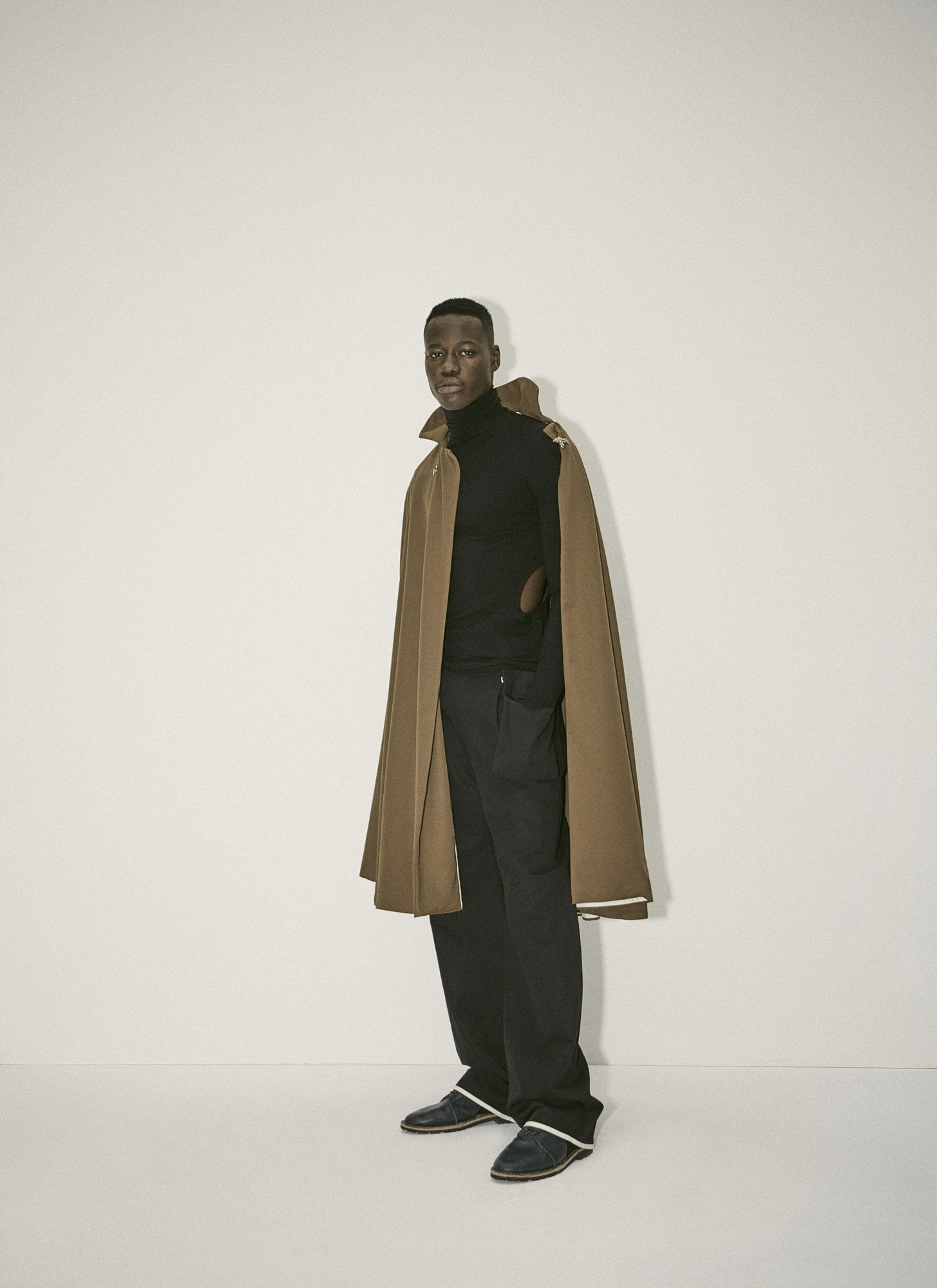 Carlota Barrera FW19 lookbook, art direction and production by ANCC. Image 6 of 10.